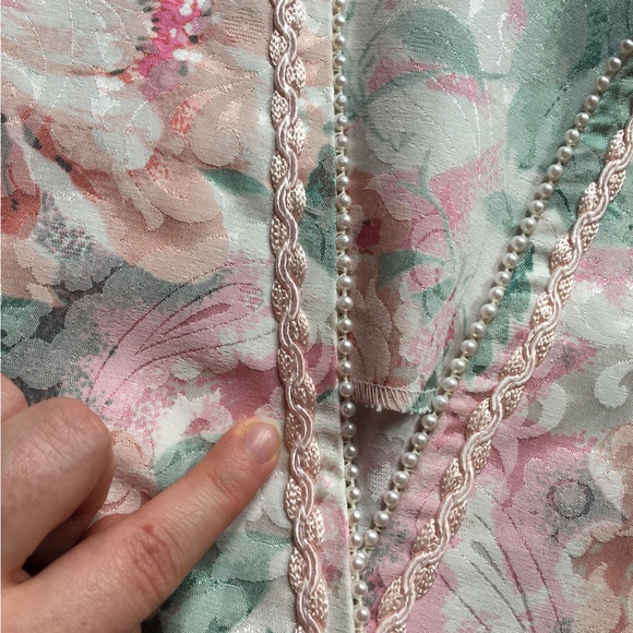 Vintage Floral Pearl Embroidered Jacket - Picture 3 of 6